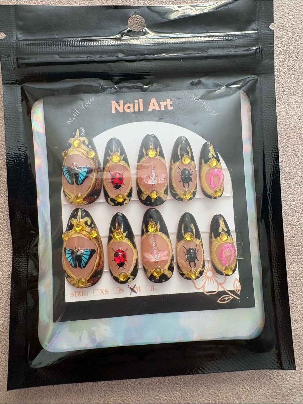 Black & Nude Press-On Nails with Gold Accents - Picture 1 of 1